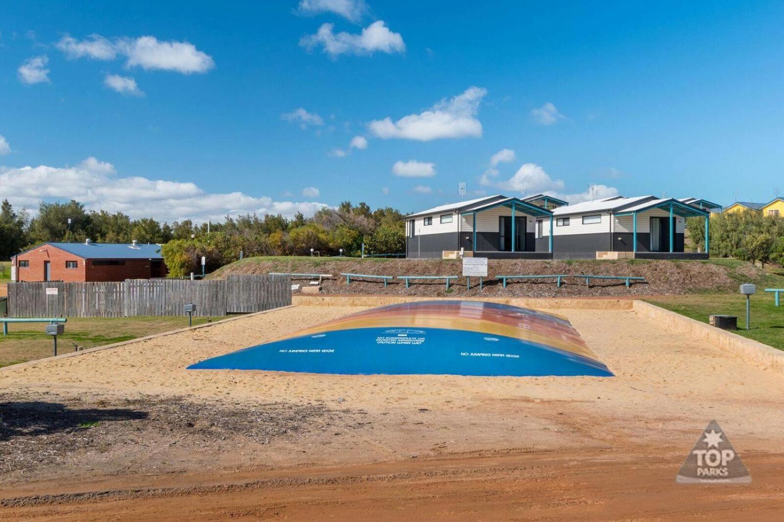 מלון Port Denison Dongara Tourist Park מראה חיצוני תמונה
